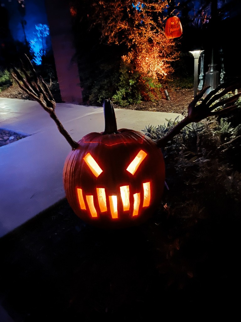 Dekoracje, Dekoracje na Halloween - Najstrrrrrraszniejszy dzień w roku coraz bliżej! Oto pomysły na dekorację domu na Halloween :)