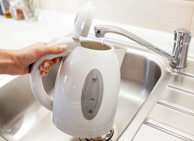 odkamienianie czajnika