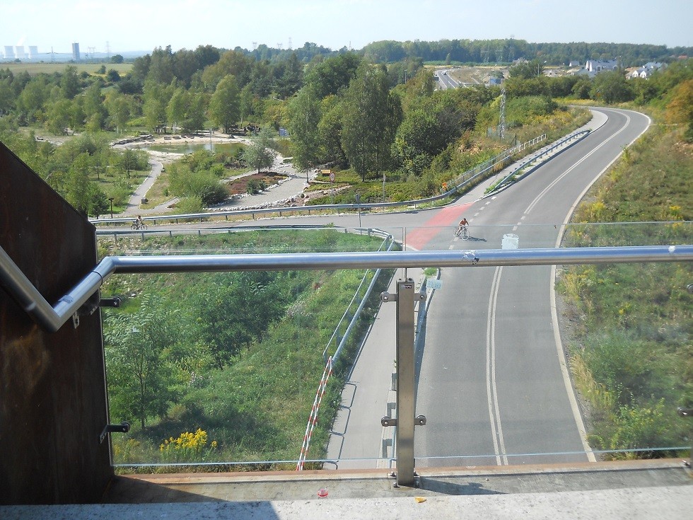 Pozostałe, Uroczysko. Fotoreportaż :) - Panorama ze szklanego balkonu - kolejny punk widokowy. Kolejne mdłości;)