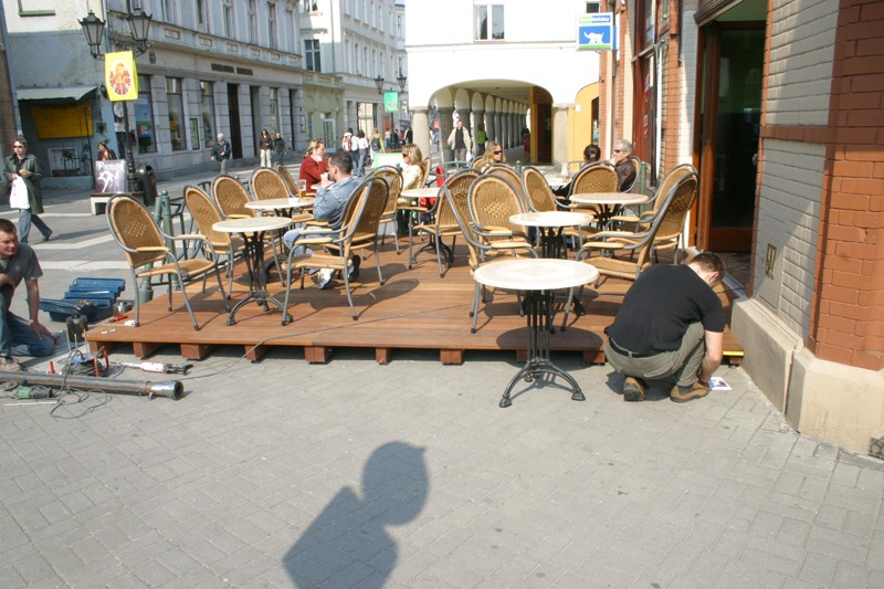 Pozostałe, Taras drewniany rozkładany. Realizacja w Zielonej Górze.