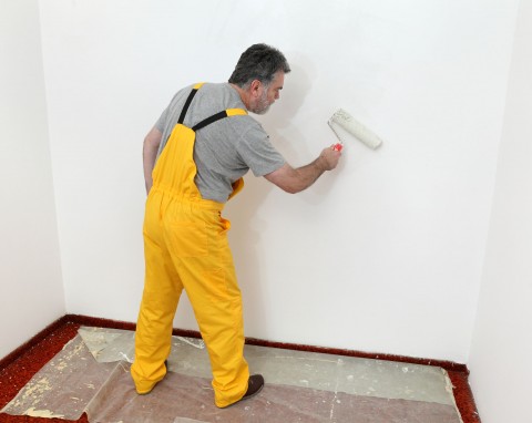 Malowanie mieszkania: Jak przyspieszyć schnięcie farby?