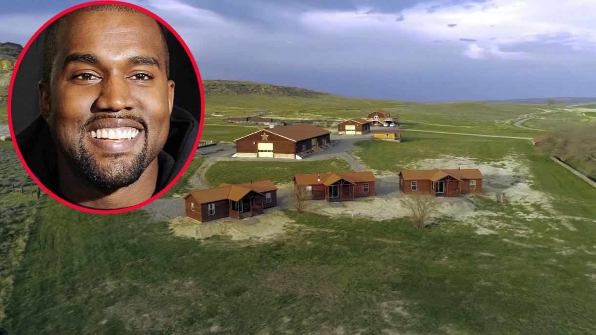 Domy sław, Kanye West sprzedaje swoje ranczo - Kanye West sprzedaje jedno ze swoich trzech rancz w Wyoming. Cena za nieruchomość to 11 milionów dolarów, czyli o 3 miliony dolarów mniej niż artysta zapłacił za posiadłość we wrześniu 2019 roku.

Fot.Hayden via Grosby Group/Grosby Group/East News