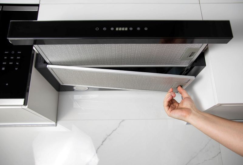 Jak często trzeba czyścić okap kuchenny? 