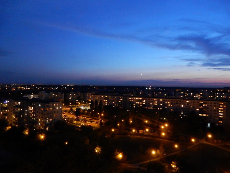 Balkon, To puka jesień... - zapada noc...dobranoc...