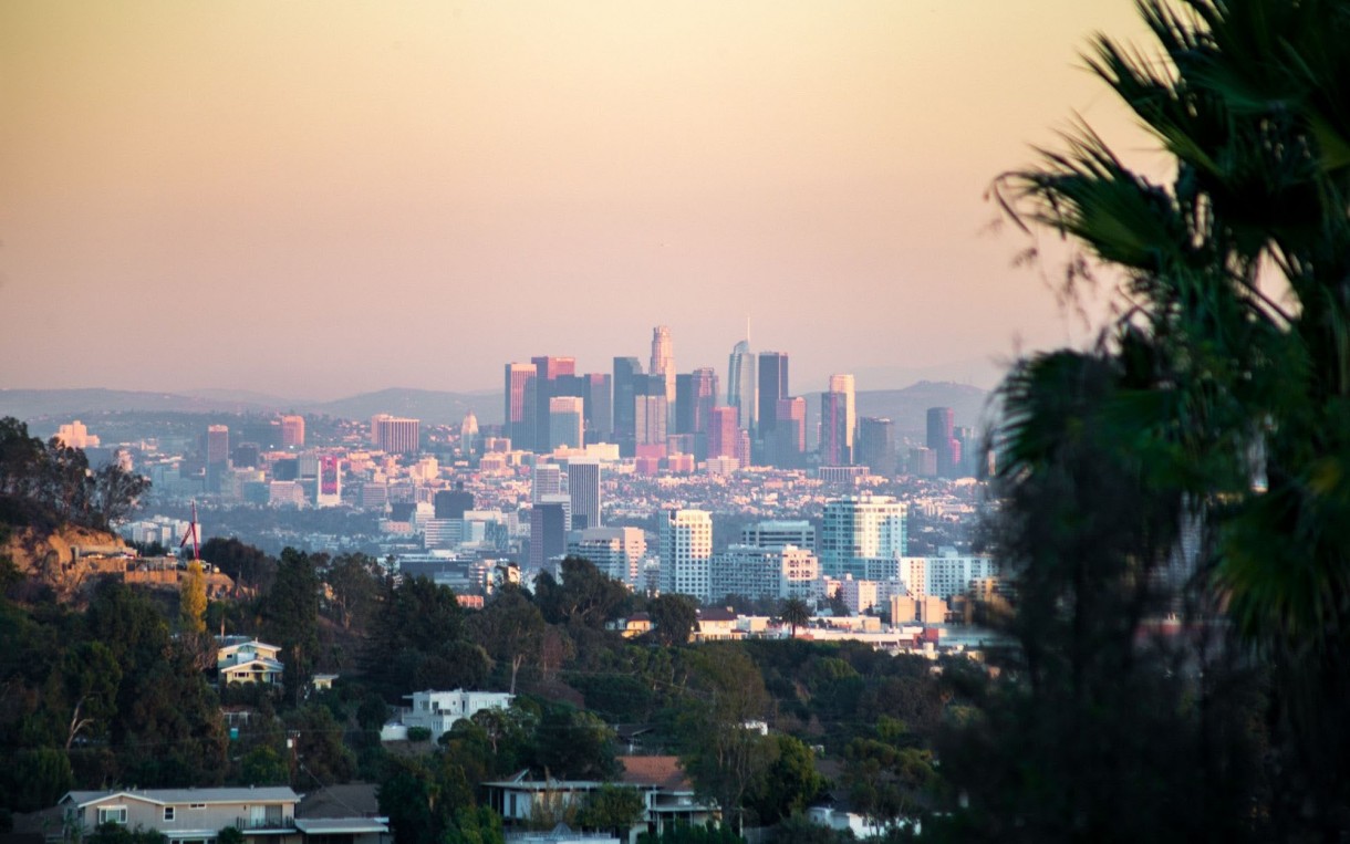 Domy sław, Elon Musk sprzedał dom - Z tarasu rozciąga się przepiękny widok na ocean, a także na panoramę Los Angeles.

Źródło: IMP FEATURES/East News