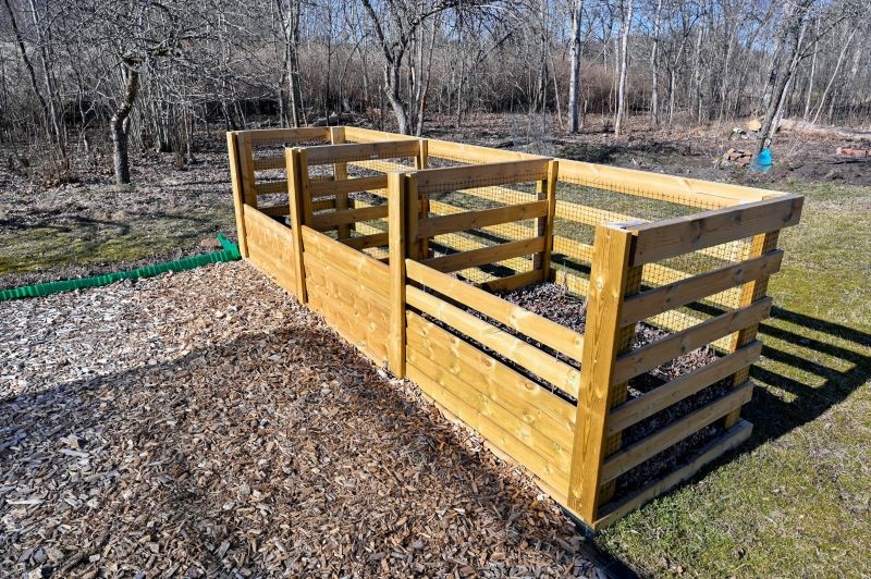 Kompostownik można kupić lub zbudować własnoręcznie.