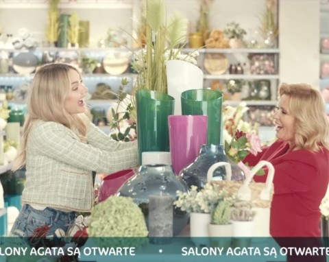 Salony sieci Agata ponownie otwarte: marka prezentuje nowy spot reklamowy oraz „Mega Rabaty” na Black Weekend