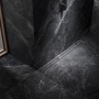 Łazienka, Wiosenne inspiracje – łazienka w naturalnym stylu - Kamień to materiał, który sprawdzi się również do wykończenia podłóg. Jest dobrym przewodnikiem ciepła, dlatego z powodzeniem może być stosowany w pomieszczeniach z ogrzewaniem podłogowym. Może być również stosowany w strefie prysznicowej. W zestawieniu ze specjalnym odwodnieniem TECEdrainline do kamienia, możemy zintegrować posadzkę z podstawą prysznica, dzięki czemu odpływ pozostanie niemal niewidoczny. fot. TECE
