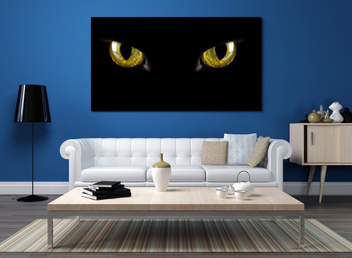 Salon, PIXERS - Salon - Kocie oczy na obrazie wyglądają jakby wprost wychodziły ze ściany...