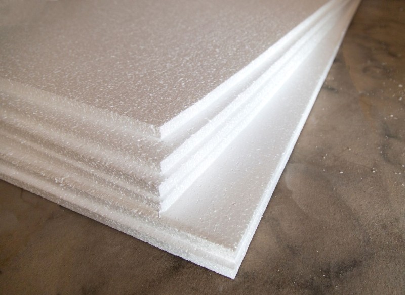 czym najlepiej ocieplić ścianę od środka