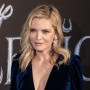 Domy sław, Michelle Pfeiffer sprzedała swoją willę - Michelle Marie Pfeiffer – amerykańska aktorka i producentka filmowa, modelka. Jedna z największych gwiazd kina amerykańskiego.

źródło: SOPA Images/Sipa USA/East News