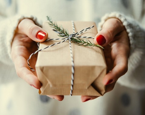 Trwałość, niezawodność i satysfakcja na lata – pomysły na świąteczne prezenty dla kobiet i mężczyzn od marki Braun