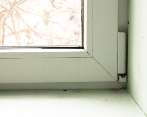 Dlaczego w domu zimą czuć wilgoć? 6 powodów, które ja zatrzymują i tworzą pleśń