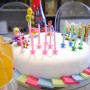 Pozostałe, Lego urodziny - Mój pierwszy tort upieczony i ozdobiony. Niestety ludzików z masy cukrowej już nie odważyłam się zrobić.