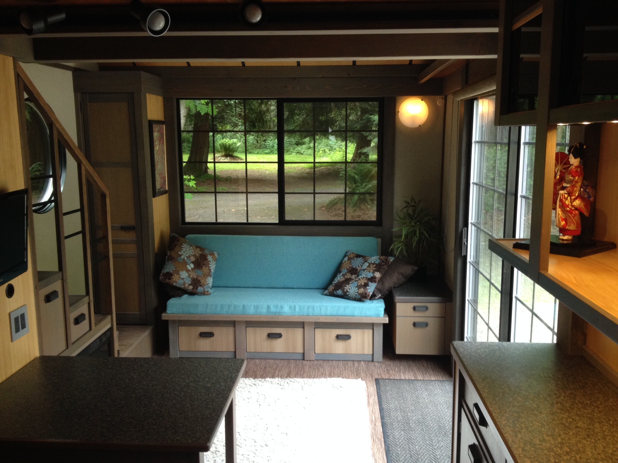 Маленькие японские дома. Дом Криса Хейнинга. Маленький японский домик. Мини домики.
