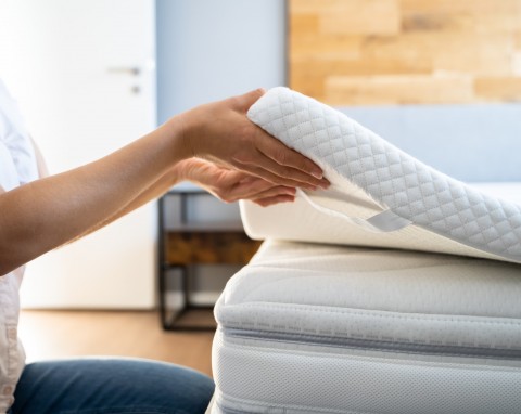 Mało kto wie, że pluskwy nie znoszą zapachu tej przyprawy. Szybko pozbędziesz się ich z domu