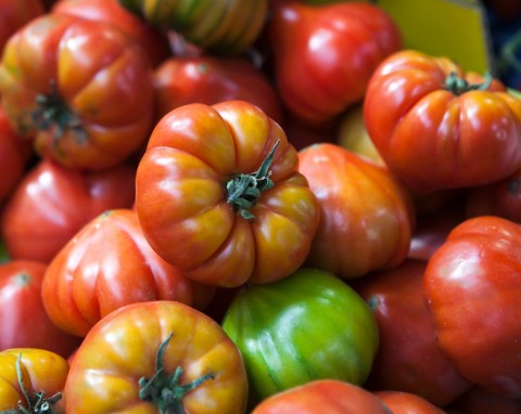 Wszyscy w moim domu uwielbiają te pomidory. Posiej je, bo rosną dorodne, a ich smak nie ma sobie równych