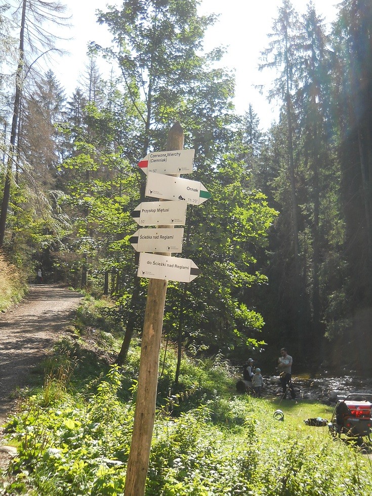 Pozostałe, Zakopane w foto - pigułce. Część piąta: Dolina Kościeliska. - Górskie drogowskazy.