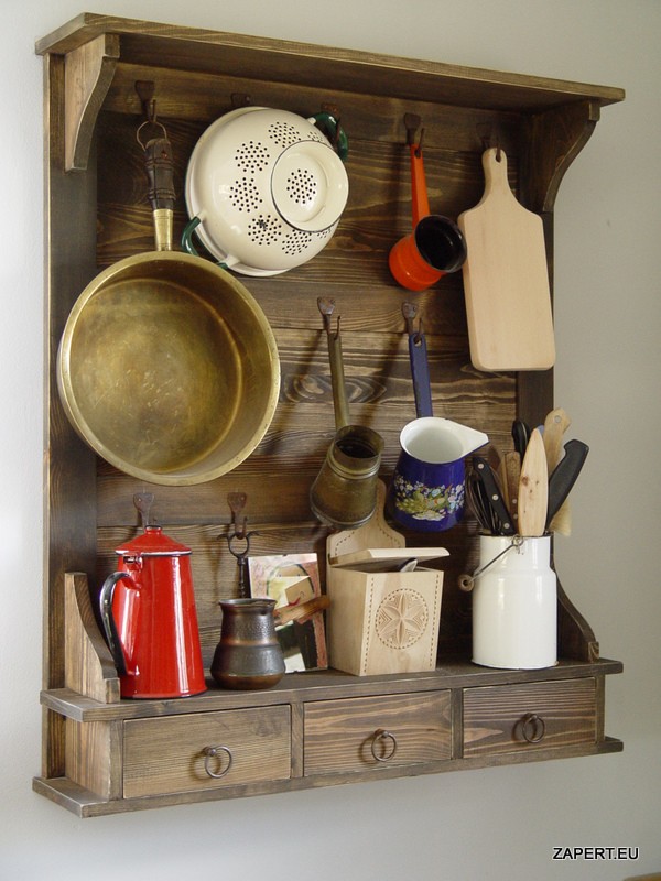 Kuchnia, półeczki, szafeczki... - Drewniana szafka w stylu rustykalnym