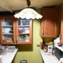 Nasz Nowy Dom, Niezwykła metamorfoza domu na kaszubskiej wsi - W kuchni nie było warunków do pracy i przygotowywania posiłków. Większość miejsca na blatach roboczych zajmowała szafka i mikrofalówka.