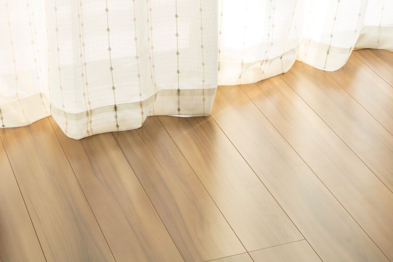 Panele laminowane są odporne na zarysowania, ale nie na wilgoć.