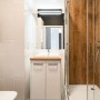 Domy i mieszkania, Apartament ETNO - Motyw drewna jest częścią wspólną całego domu. Wystąpił nawet w łazience – w postaci modnych i praktycznych płytek pod prysznicem.

fot. KODO Projekty i Realizacje Wnętrz