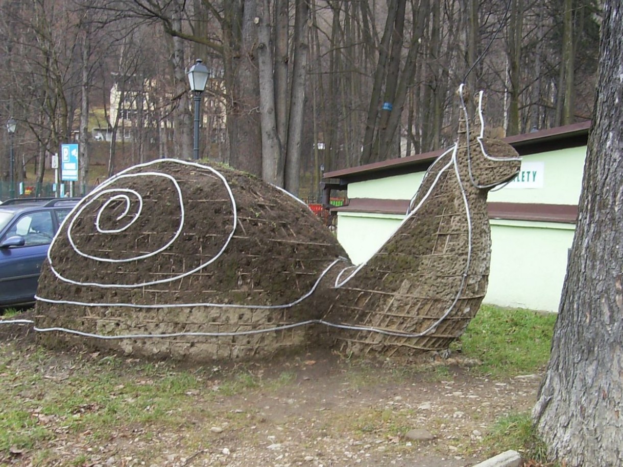 Pozostałe, BOŻE NARODZENIE W WIOSENNEJ AURZE - SZCZAWNICA ZDRÓJ - PARK