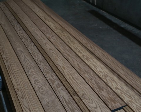 Panele winylowe LVT - 7 zalet idealnej podłogi