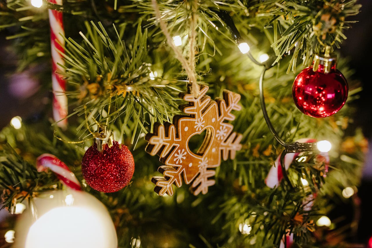 Święta, które błyszczą, wirują i bawią /123RF/PICSEL