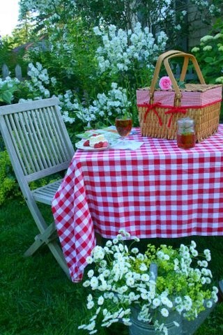 Ogród, Nie ma jak piknik...