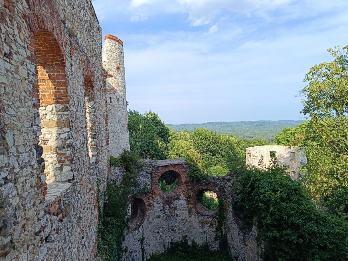 Podróże, Zamek Tenczyn