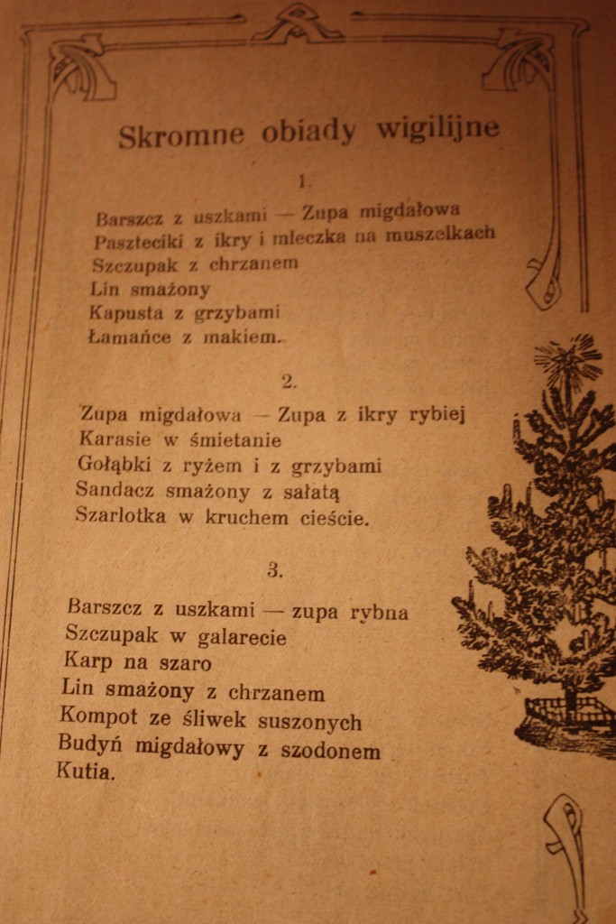 Salon, Świąteczna - Tutaj następna ciekawostka. Wykopalisko w postaci książki kucharskiej z początku XX wieku. Menu wigilijne w wersji na bogato i skromniej.