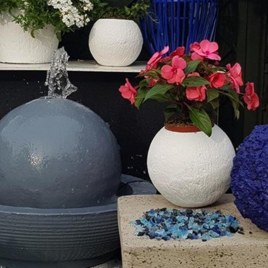 Dekoracje i ozdoby do ogrodu Kobea Ogrody i Bruki