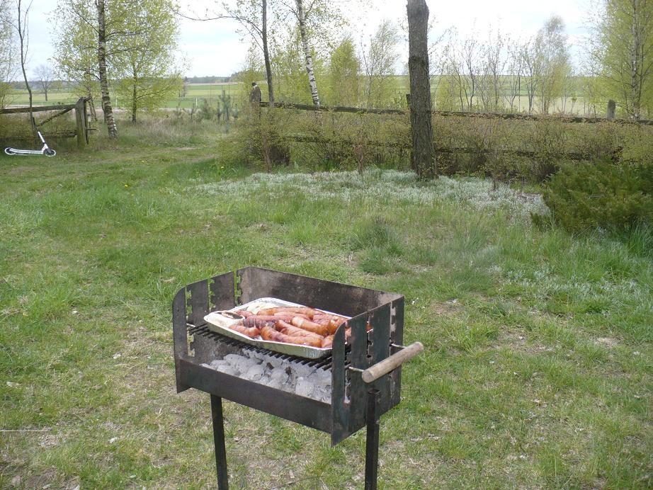 Pozostałe, Wsi spokojna .............. - ................i grill.............