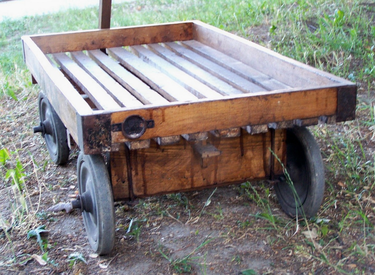 Antyki, neumann rolli stary drewniany wózek transportowy