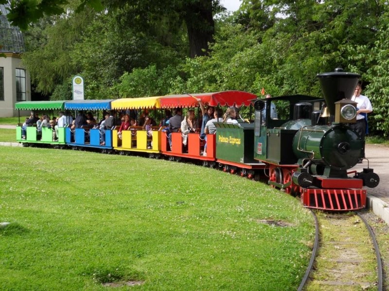 Pozostałe, Ogrod botaniczny - kolejka