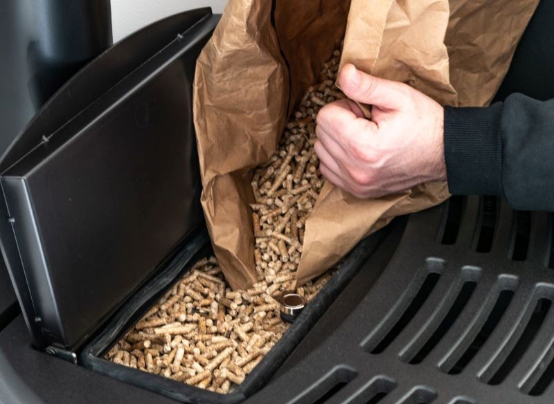 pellet podawanie