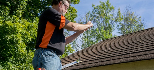 Zapobieganie przeciekom - na co zwracać uwagę na dachu