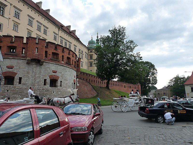 Pozostałe, Mój zlot - w poniedziałek poszłam do podziemi wracałam koło  zamku 