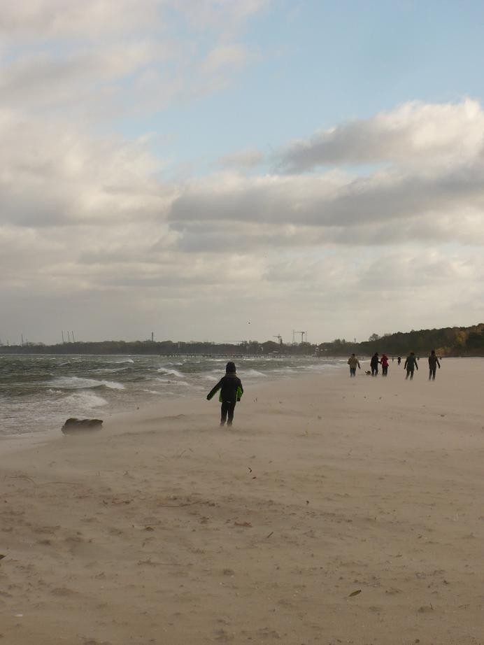 Pozostałe, Kolejne złote bombki i ........sztormowo nad morzem............. - ............i wietrzna plaża...........