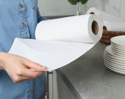 Papierowe ręczniki to pierwsza pomoc w każdej kuchni. W tych przypadkach robią więcej szkód niż pożytku