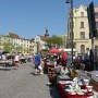 Podróże, Jarmark Wojciechowy - w budynku po prawej mieszkają siostry Notre Dame- wydaja obiady dla biednych