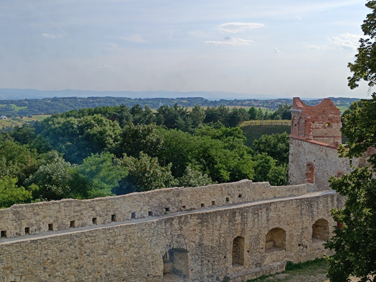 Podróże, Zamek Tenczyn